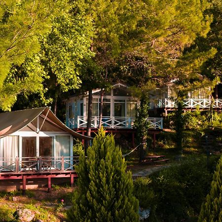 Hotel Sakli Gol Evleri à Karacaören Extérieur photo