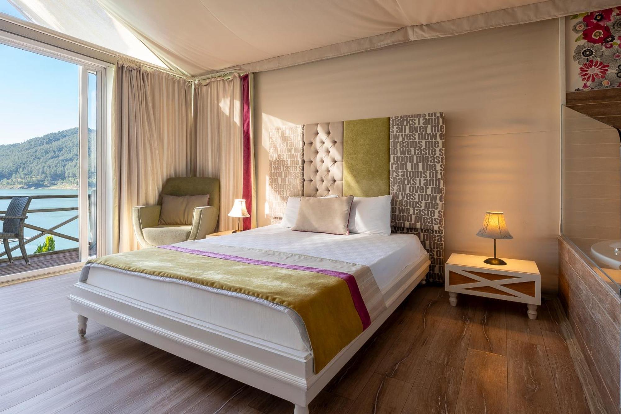 Hotel Sakli Gol Evleri à Karacaören Extérieur photo