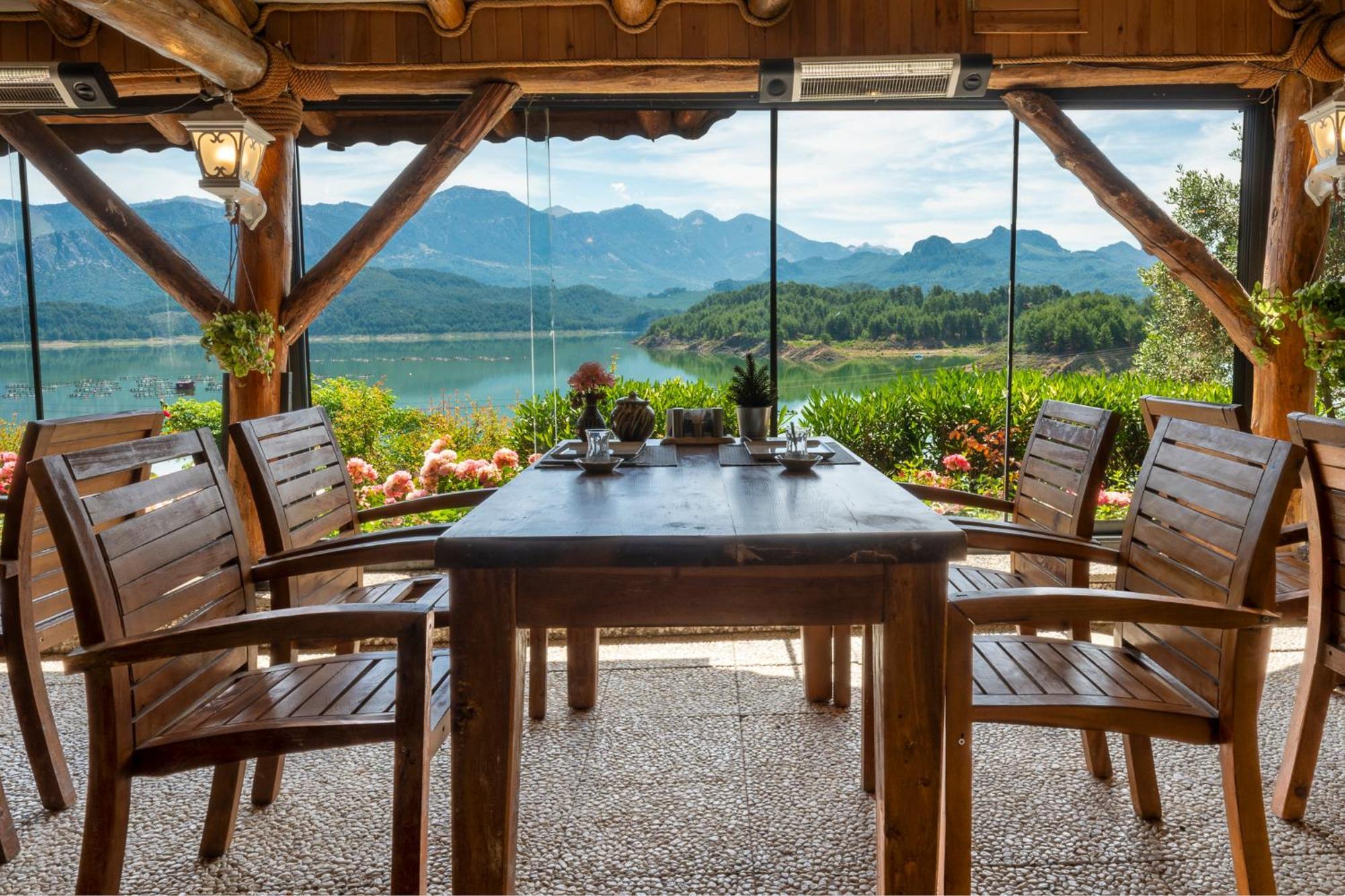 Hotel Sakli Gol Evleri à Karacaören Extérieur photo