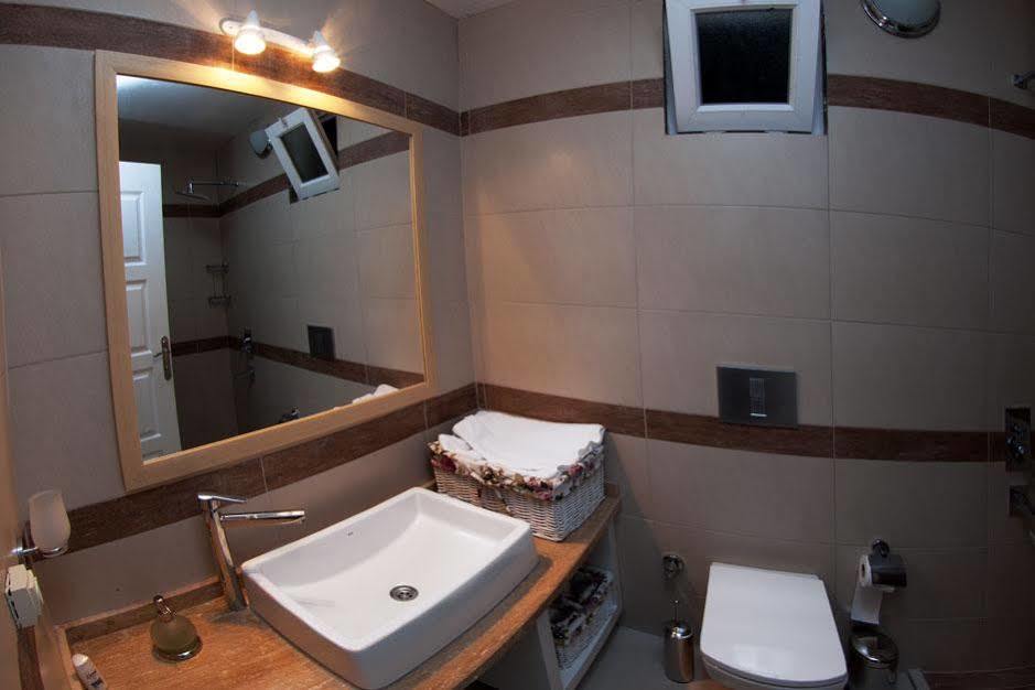 Hotel Sakli Gol Evleri à Karacaören Extérieur photo